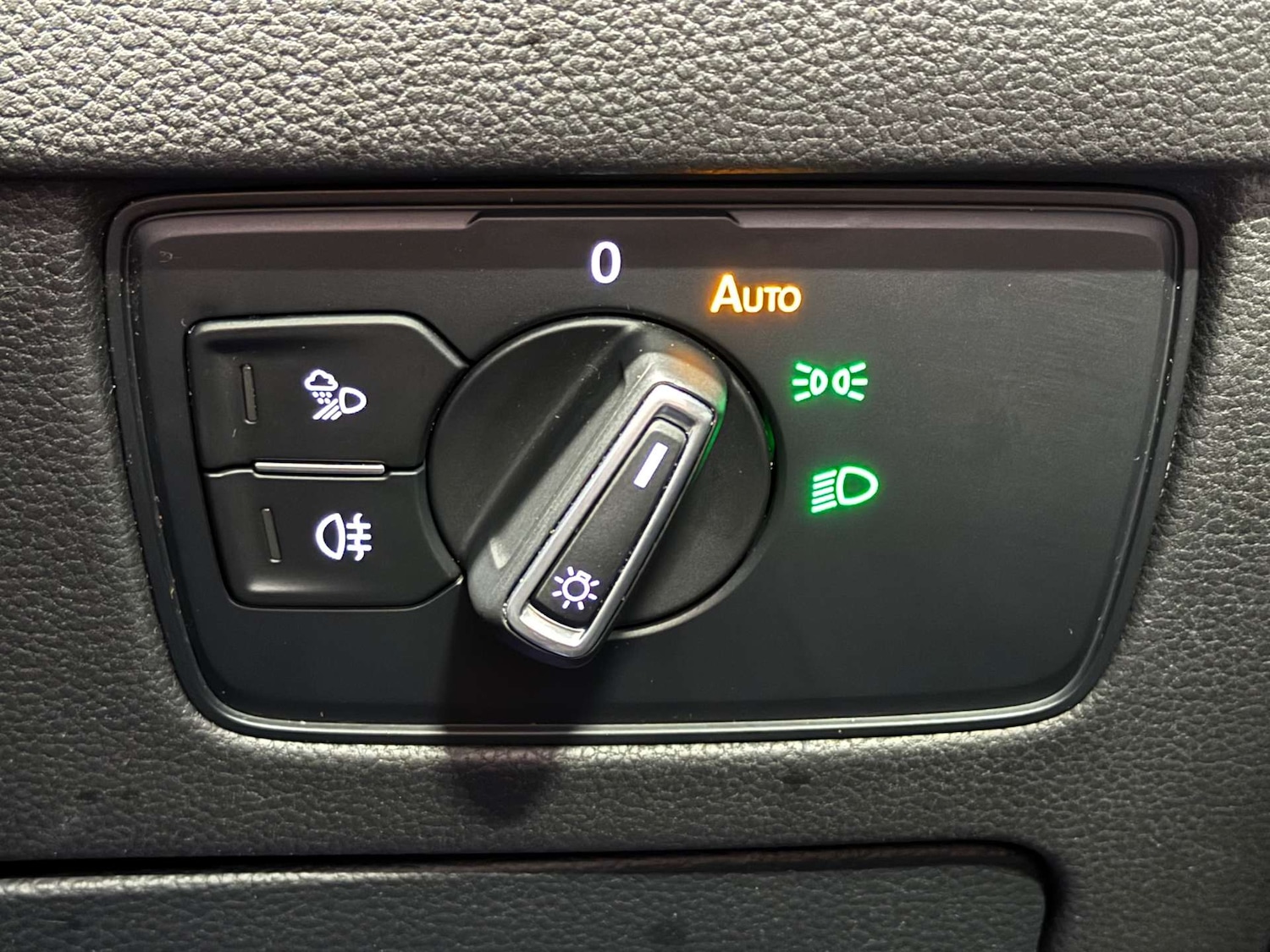 Used Volkswagen Arteon 2017 for sale - 76834591: Photo 19