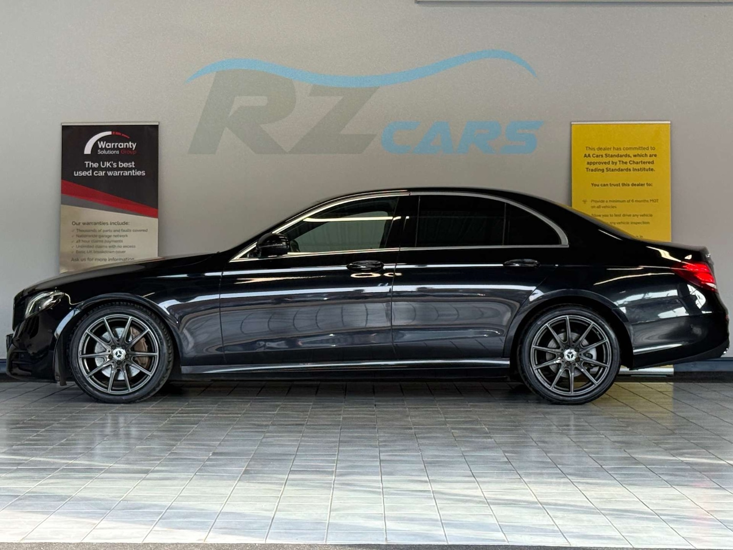 Used Mercedes-Benz E Class 2020 for sale - 77967962: Photo 14