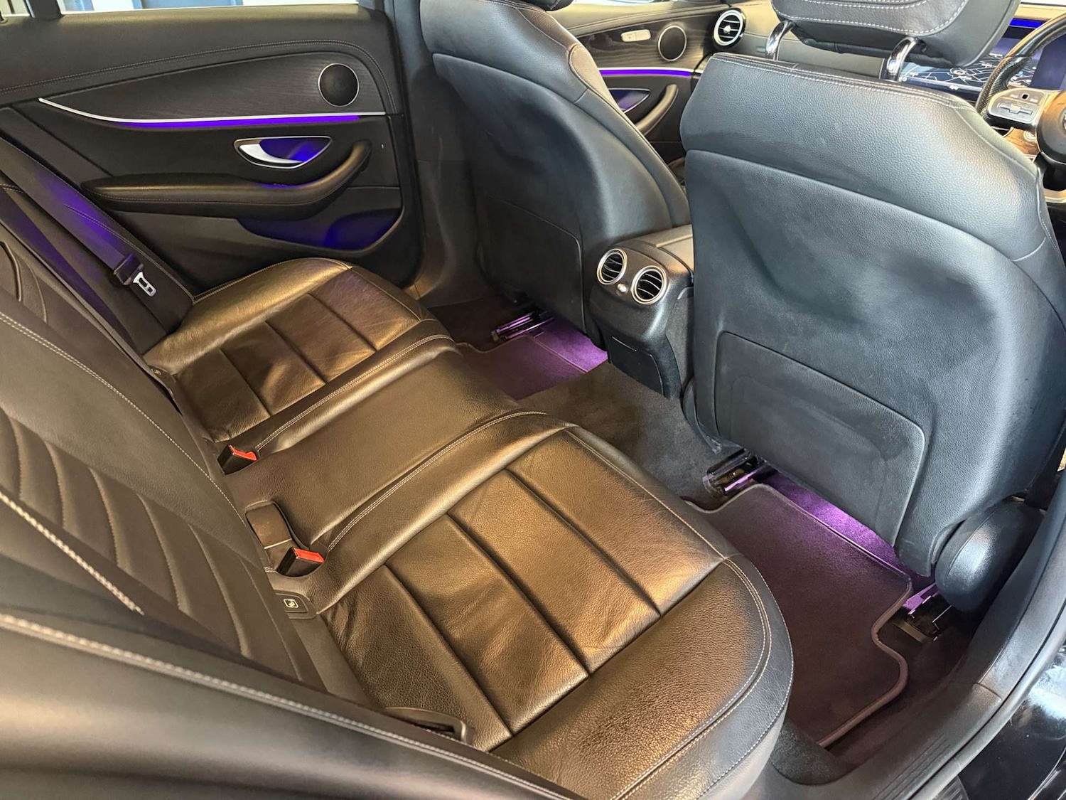 Used Mercedes-Benz E Class 2020 for sale - 77967962: Photo 32