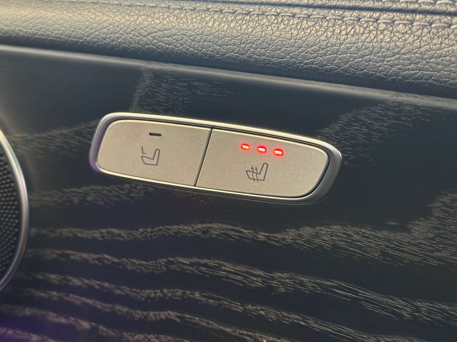 Used Mercedes-Benz E Class 2020 for sale - 77967962: Photo 41