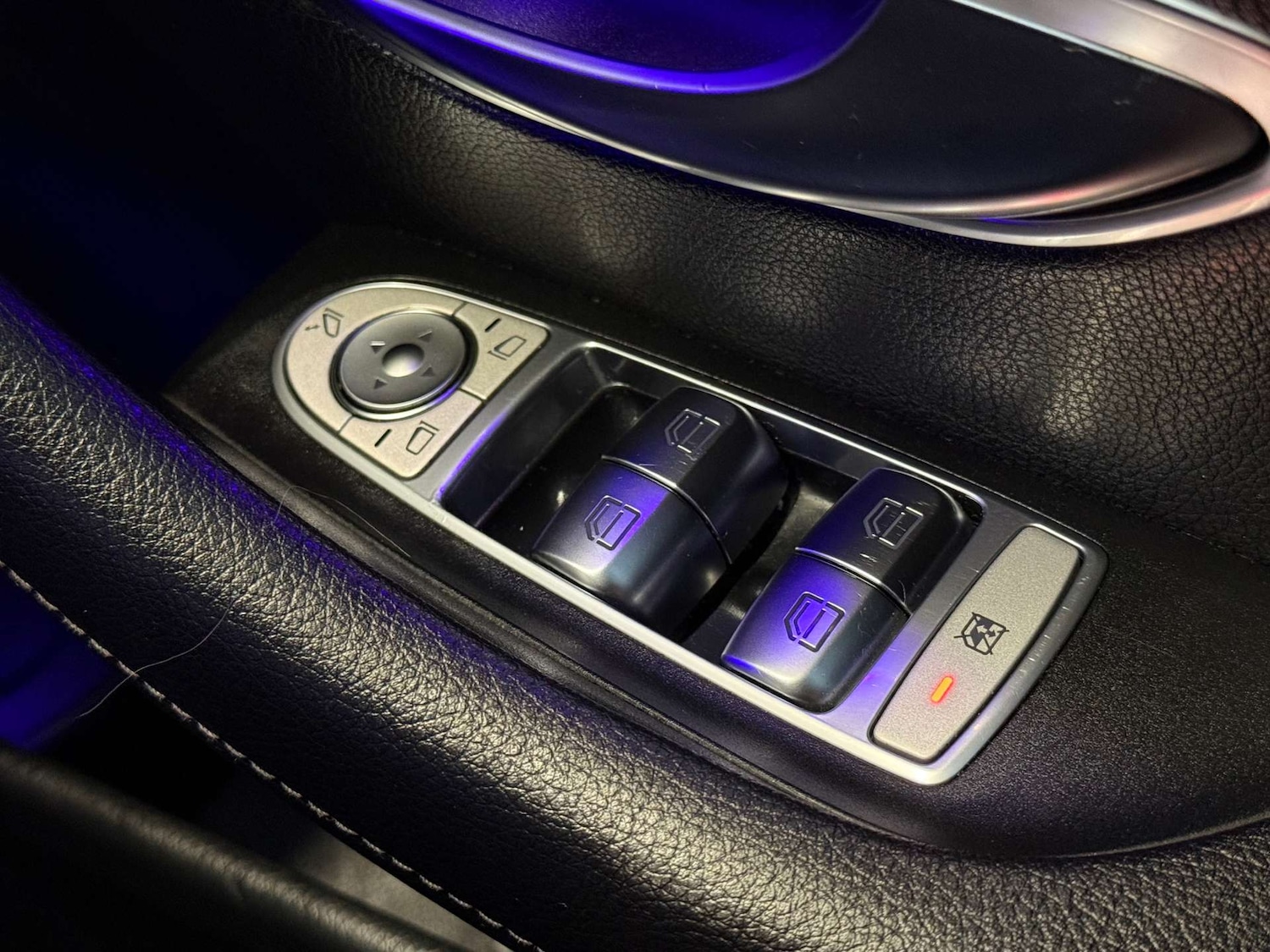 Used Mercedes-Benz E Class 2020 for sale - 77967962: Photo 42