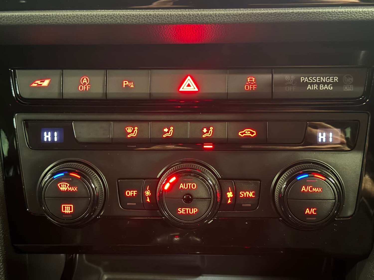 Used SEAT Leon 2019 for sale - 77434676: Photo 44