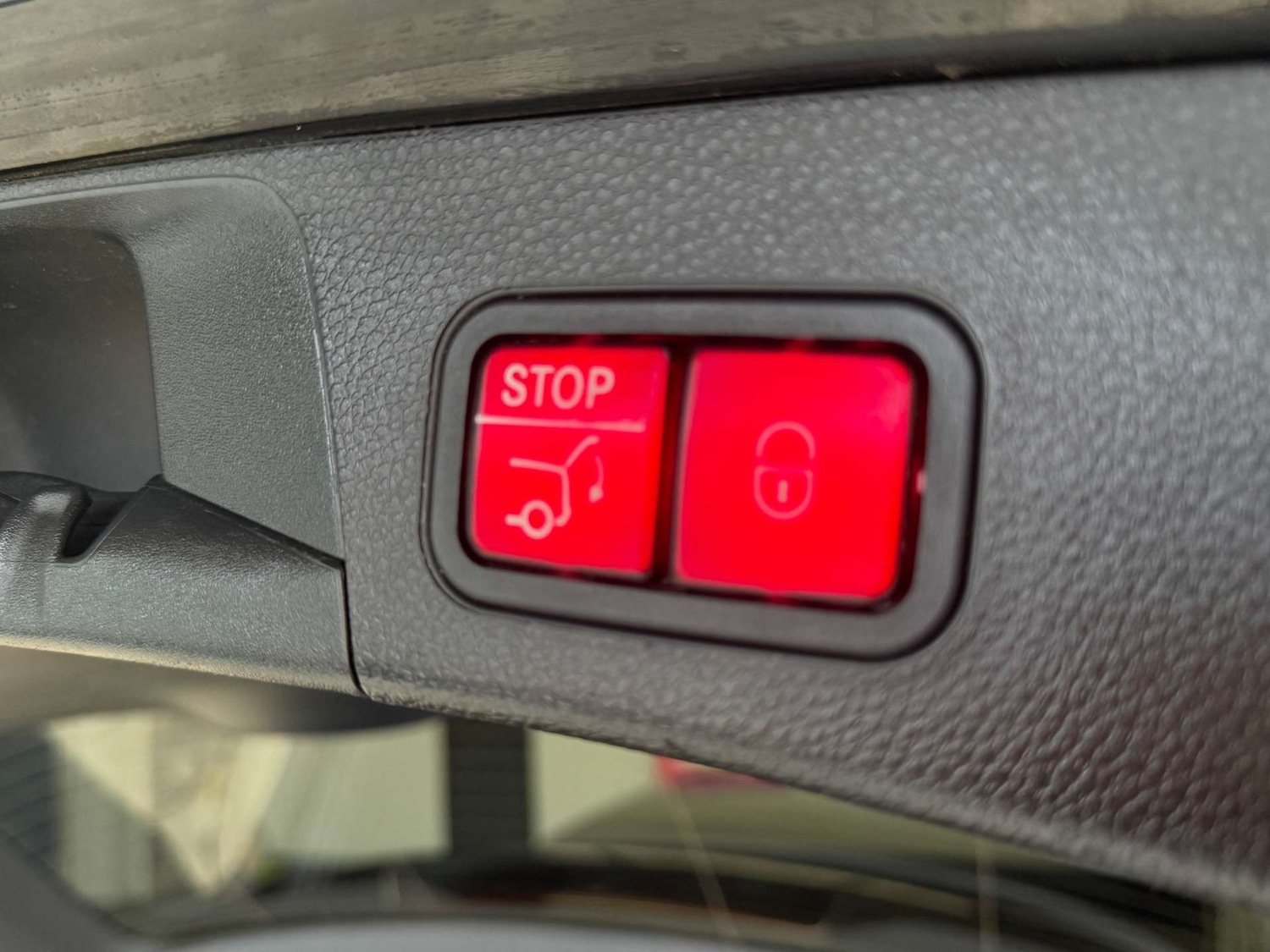 Used Mercedes-Benz C Class 2016 for sale - 77621853: Photo 37