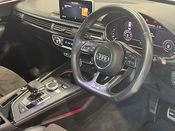 Used Audi A4 2017 for sale - 78257216: Photo