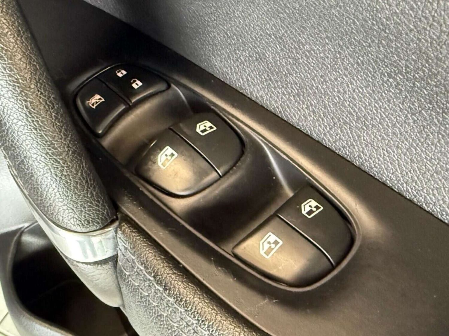 Used Nissan Qashqai 2018 for sale - 76601155: Photo 33