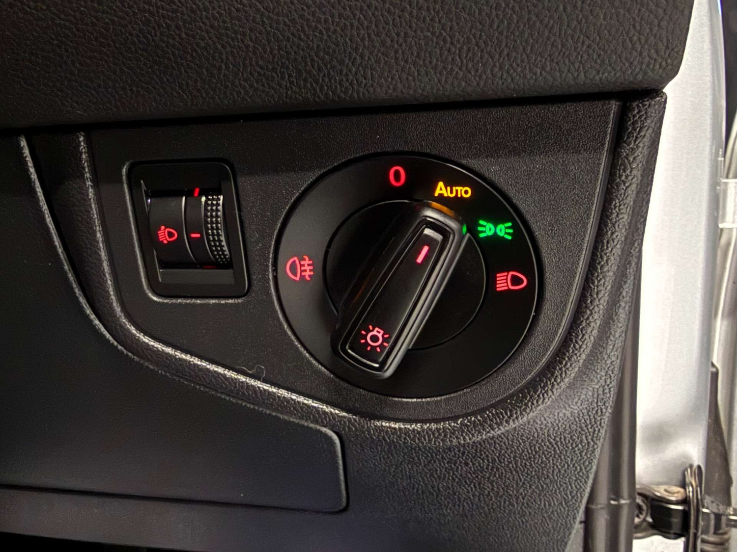 Used Volkswagen Polo 2018 for sale - 76861642: Photo 25