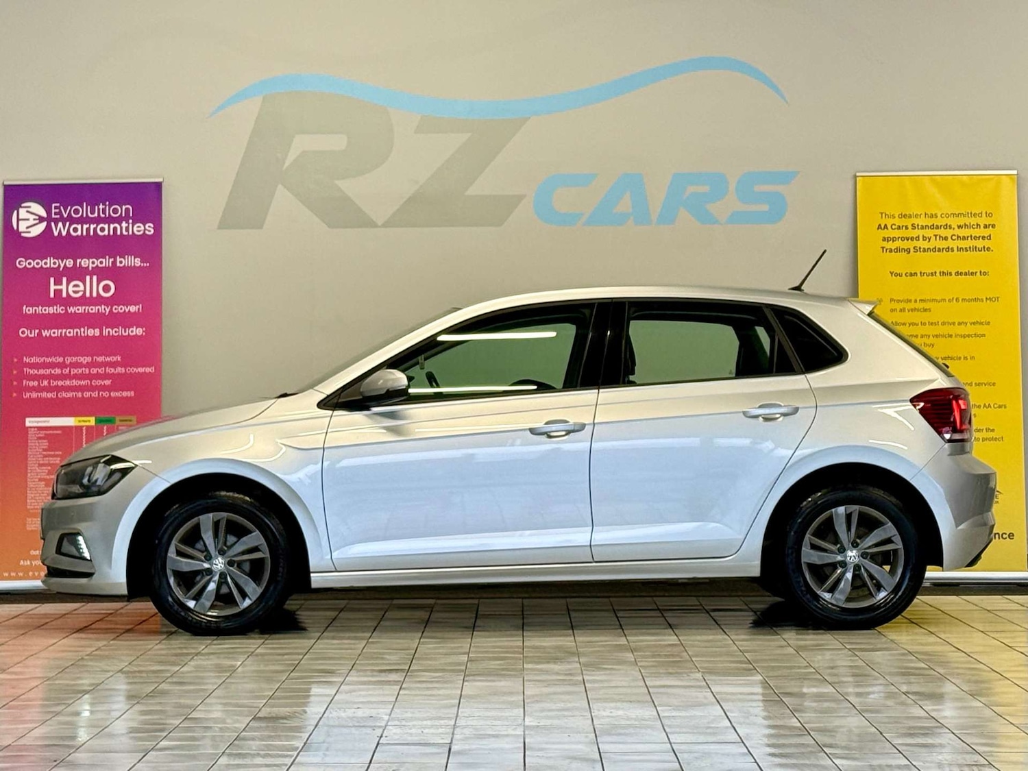 Used Volkswagen Polo 2018 for sale - 76861642: Photo 6