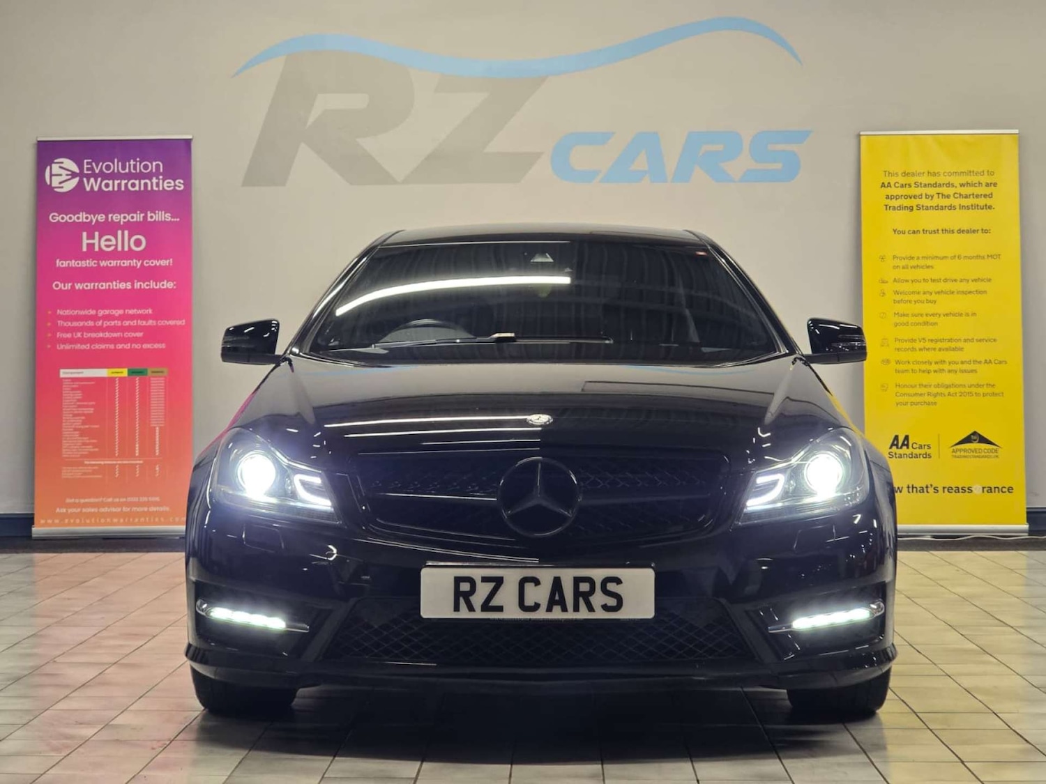 Used Mercedes-Benz C Class 2015 for sale - 77342887: Photo 2