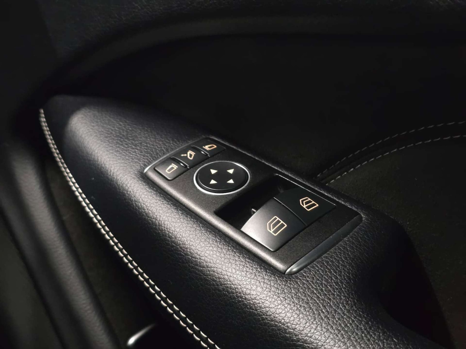 Used Mercedes-Benz C Class 2015 for sale - 77342887: Photo 20