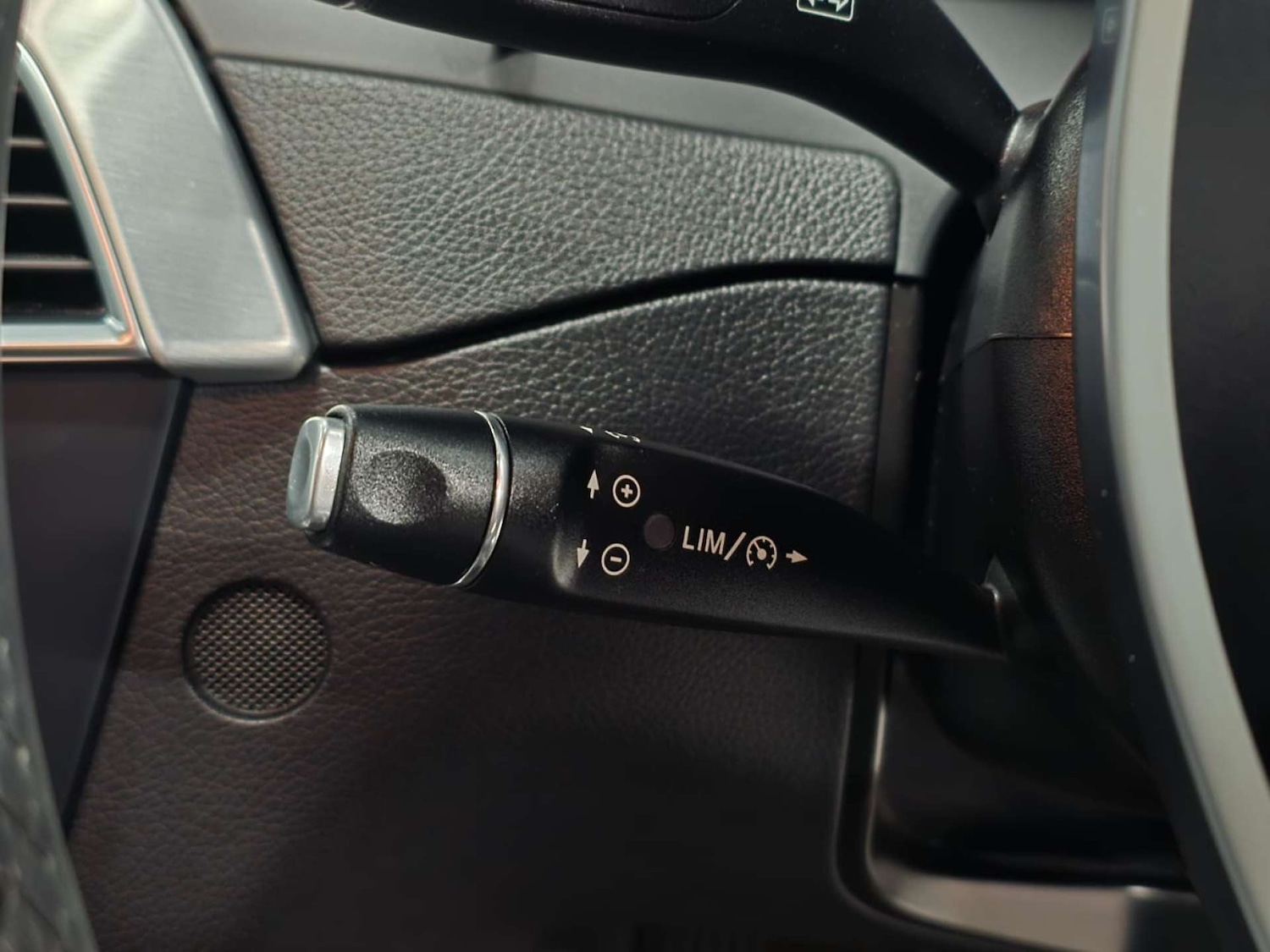 Used Mercedes-Benz C Class 2015 for sale - 77342887: Photo 22