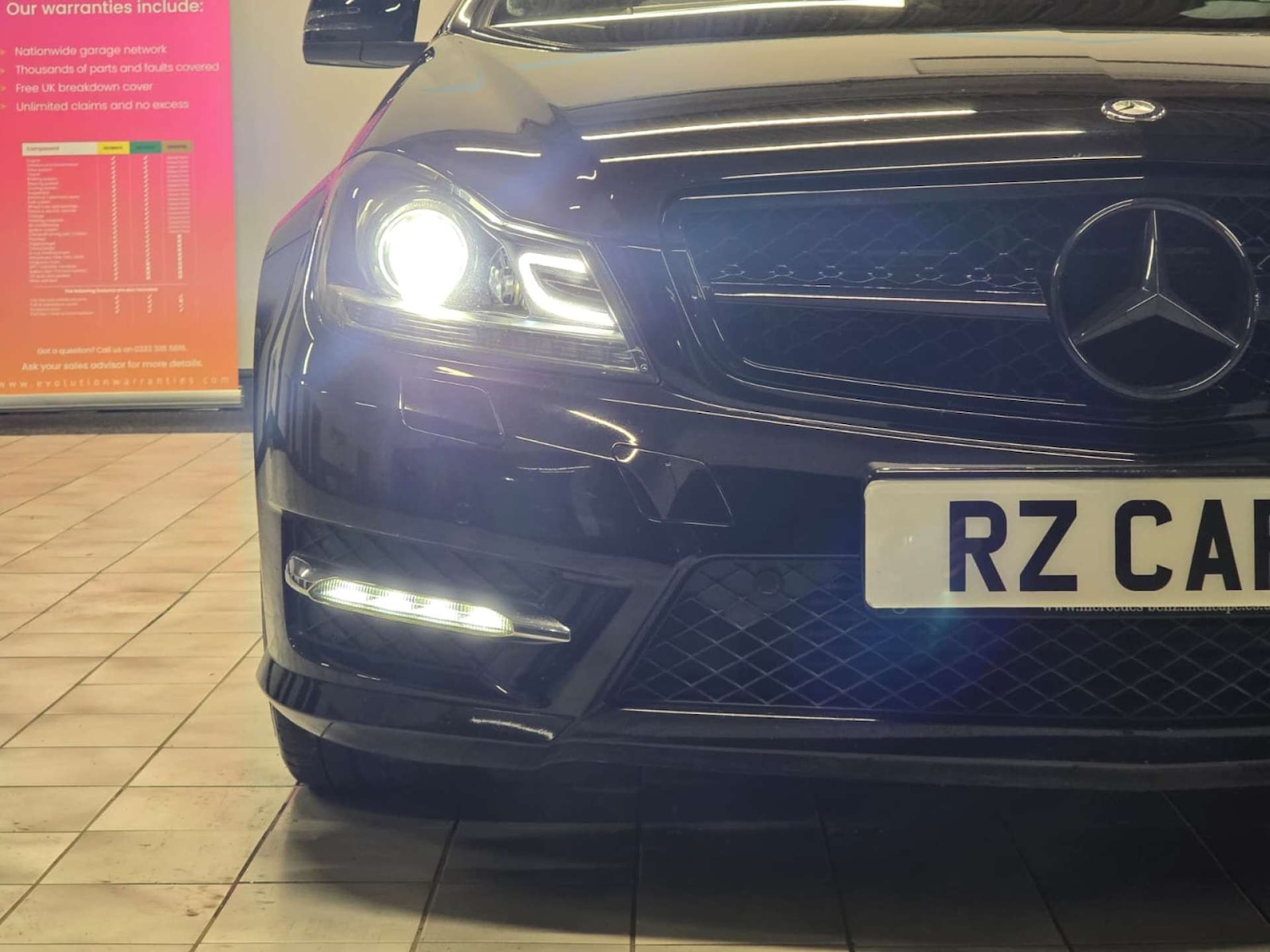 Used Mercedes-Benz C Class 2015 for sale - 77342887: Photo 9