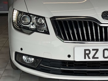Used Skoda Superb 2013 for sale - 78864172: Photo