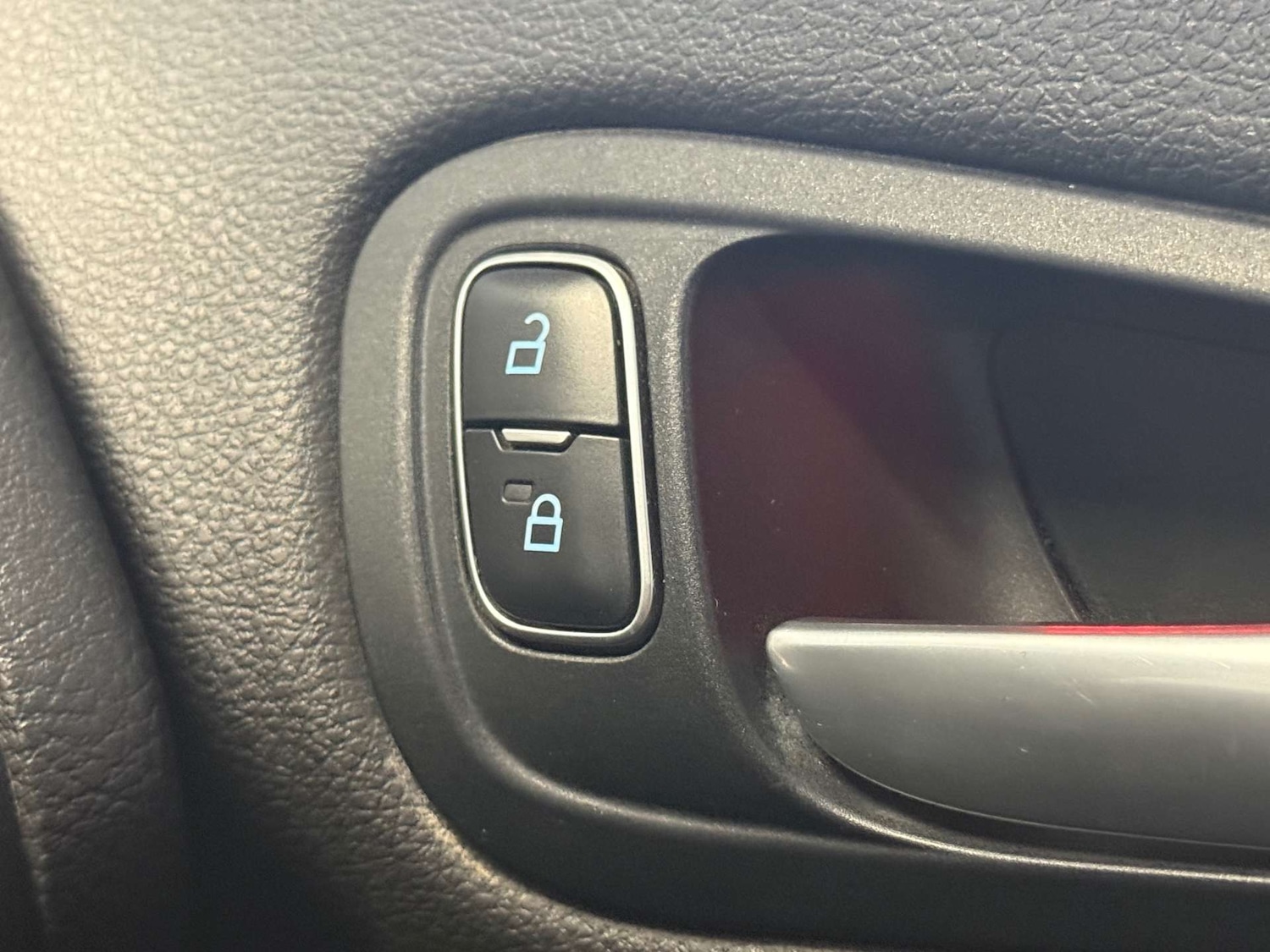 Used Ford Focus 2017 for sale - 78112469: Photo 41