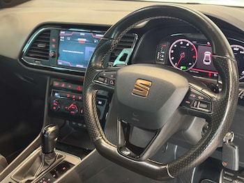 Used SEAT Leon 2019 for sale - 77708236: Photo