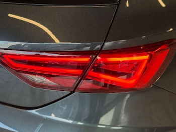 Used SEAT Leon 2019 for sale - 77708236: Photo