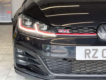 Used Volkswagen Golf 2019 for sale - 78654404: Photo