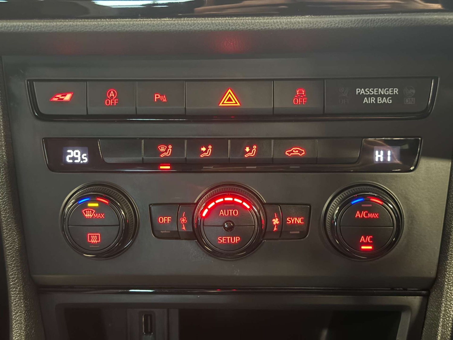 Used SEAT Leon 2016 for sale - 77535032: Photo 37