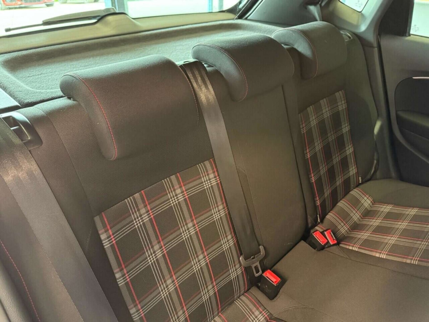 Used Volkswagen Polo 2017 for sale - 76762022: Photo 31