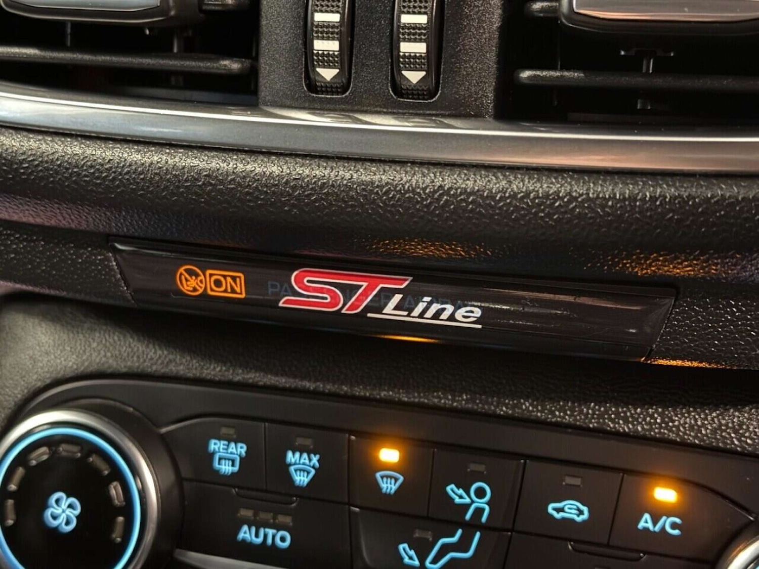 Used Ford Fiesta 2018 for sale - 76762011: Photo 24