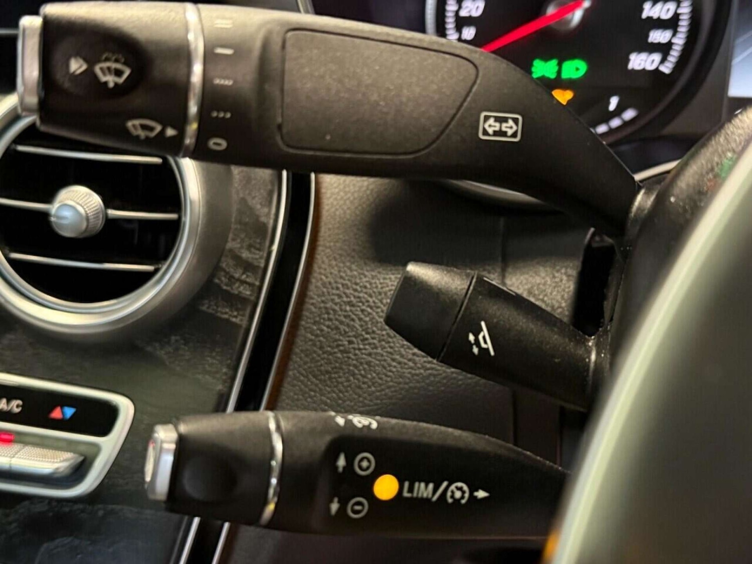 Used Mercedes-Benz C Class 2016 for sale - 76601367: Photo 18