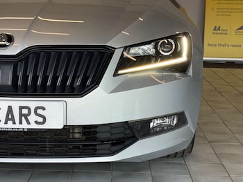 Used Skoda Superb 2017 for sale - 79252071: Photo
