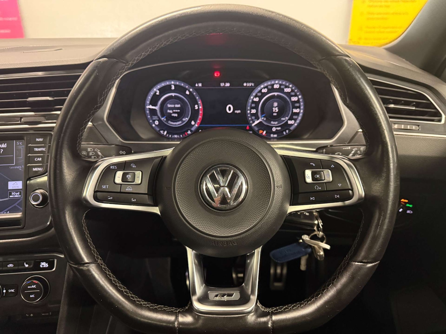 Used Volkswagen Tiguan 2017 for sale - 77452473: Photo 14