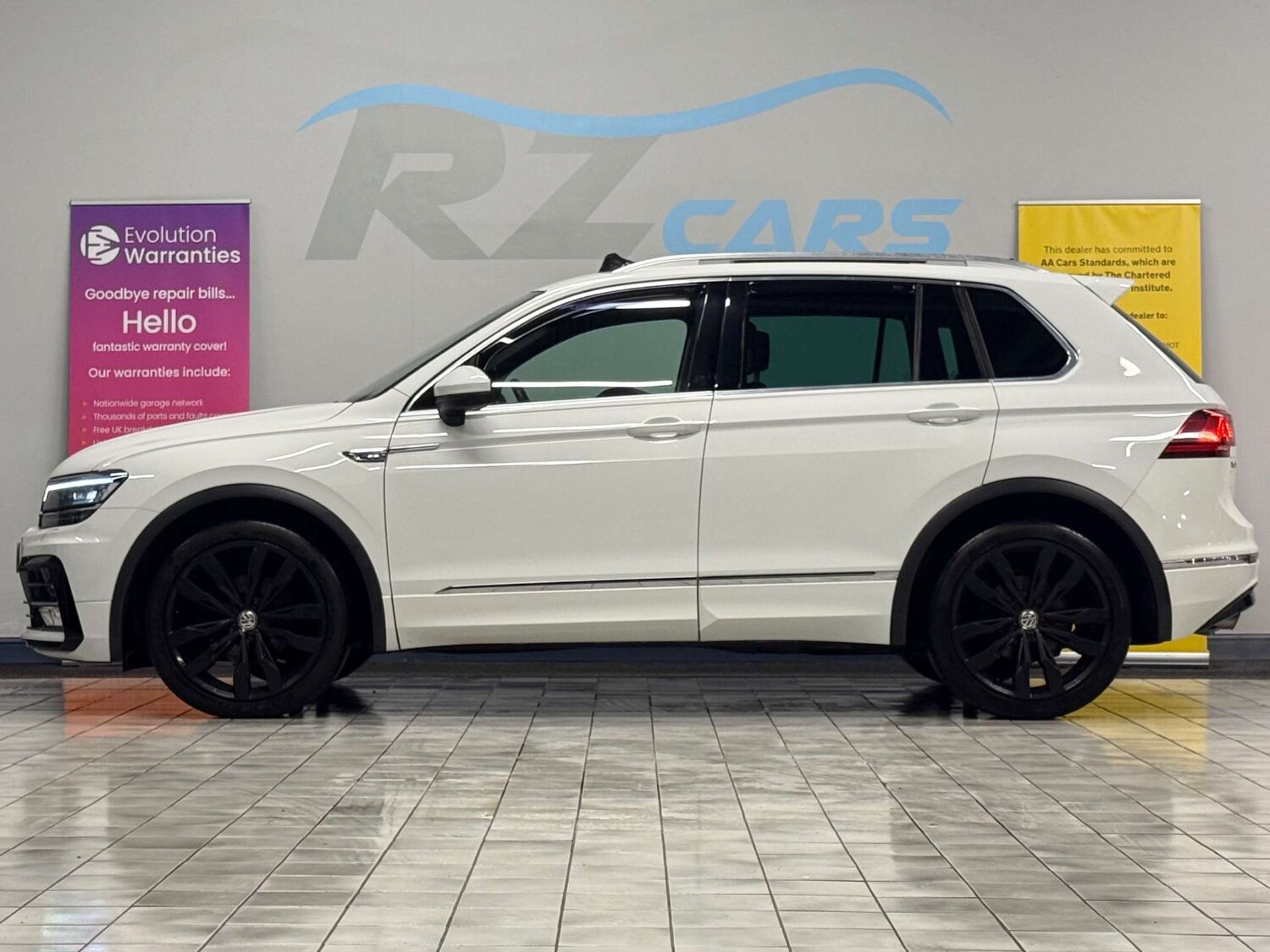 Used Volkswagen Tiguan 2017 for sale - 77452473: Photo 15