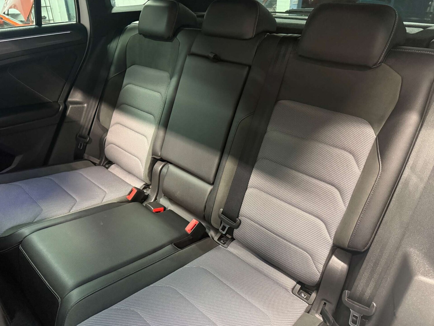 Used Volkswagen Tiguan 2017 for sale - 77452473: Photo 32