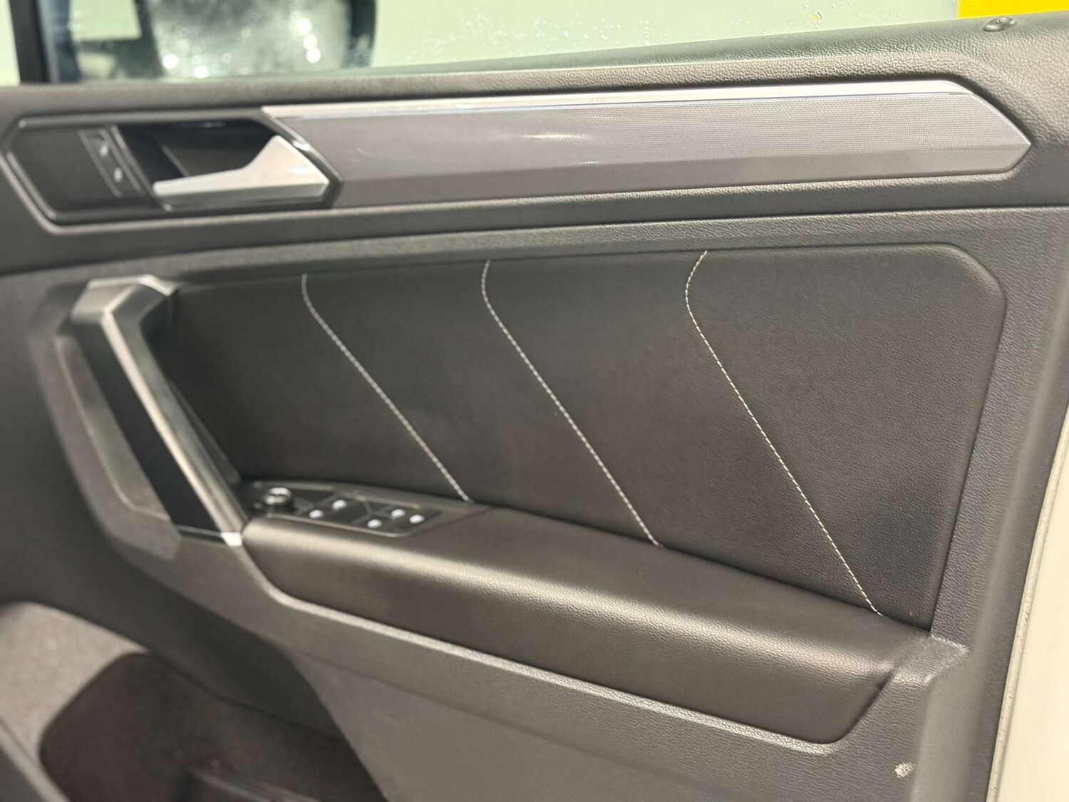 Used Volkswagen Tiguan 2017 for sale - 77452473: Photo 39