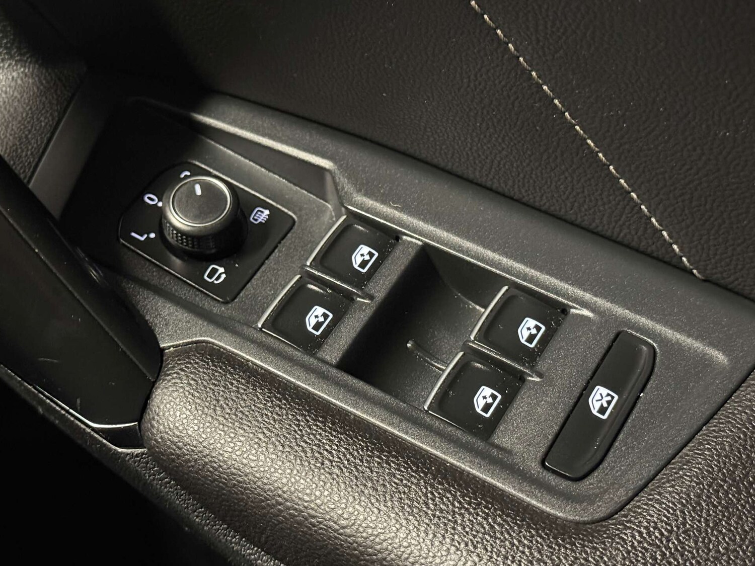 Used Volkswagen Tiguan 2017 for sale - 77452473: Photo 50