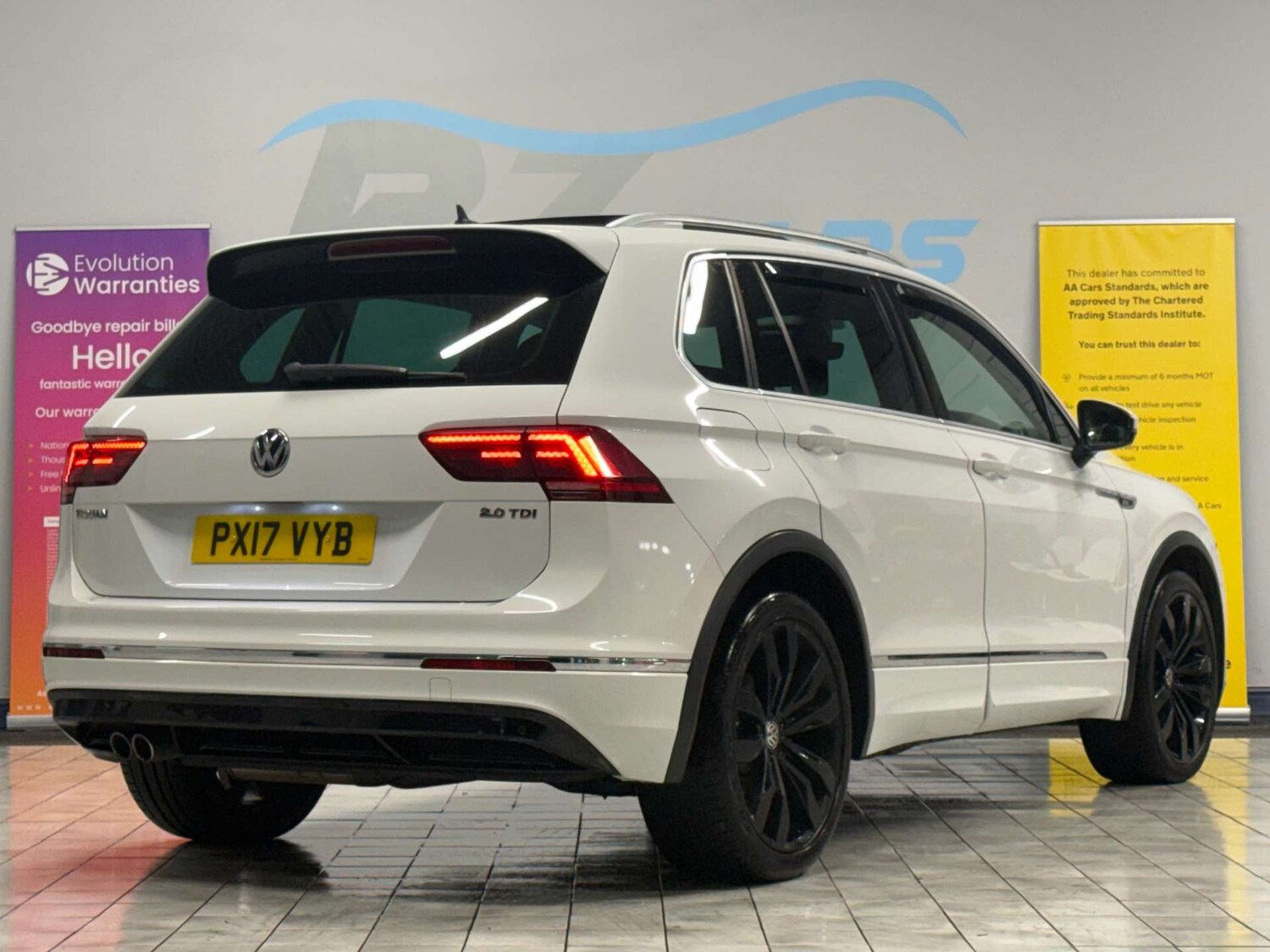 Used Volkswagen Tiguan 2017 for sale - 77452473: Photo 6