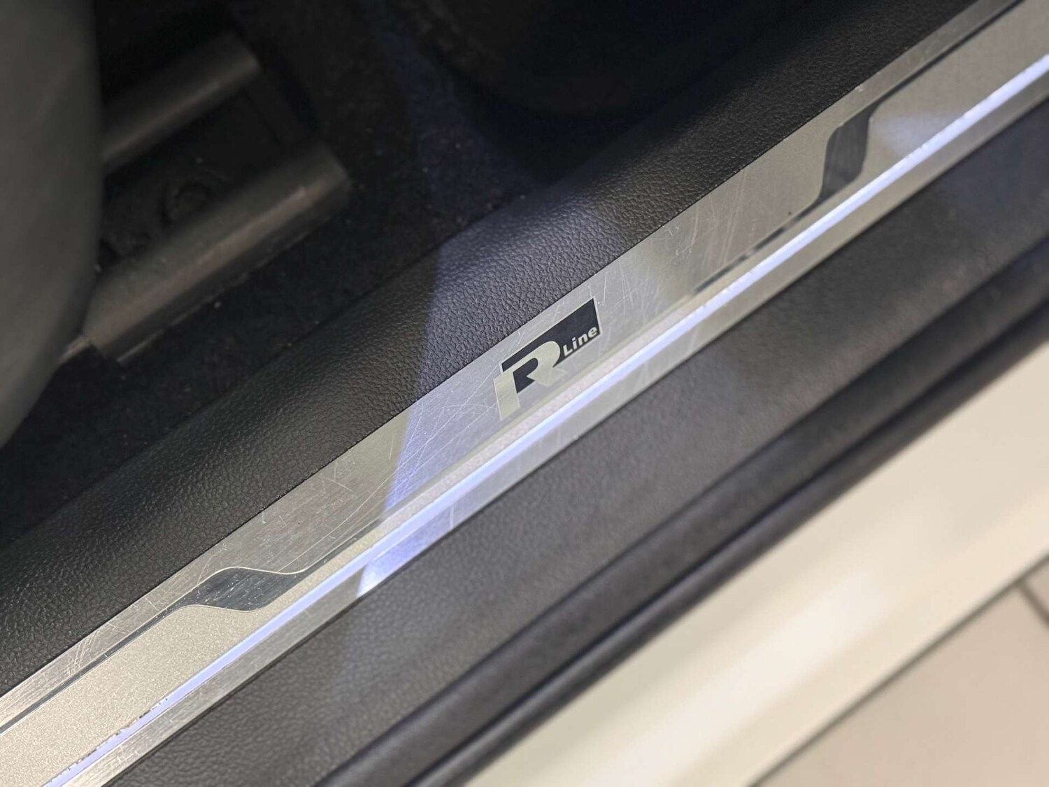 Used Volkswagen Tiguan 2017 for sale - 77452473: Photo 9