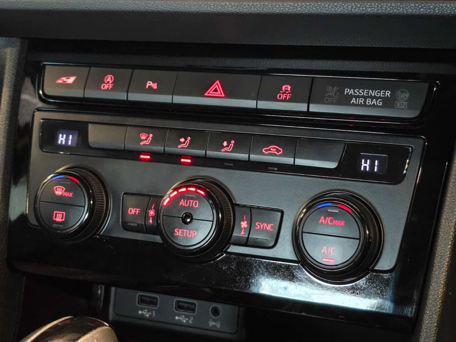 Used SEAT Leon 2019 for sale - 77735116: Photo 25