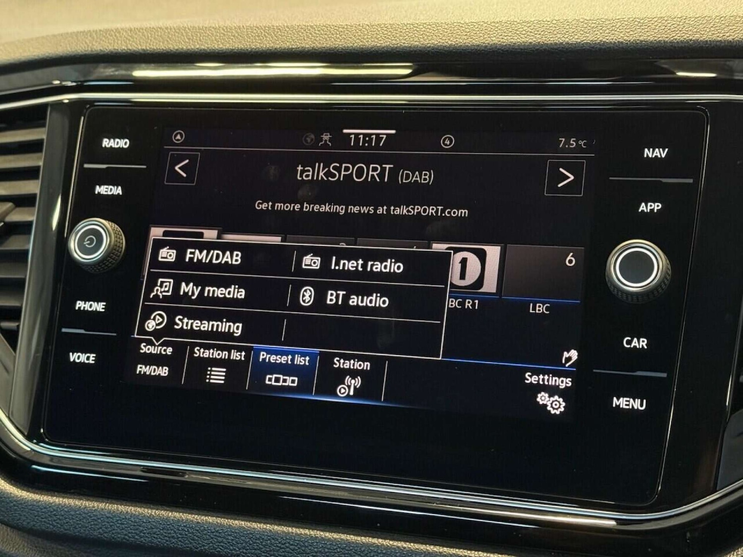 Used Volkswagen T-Roc 2021 for sale - 76761998: Photo 24