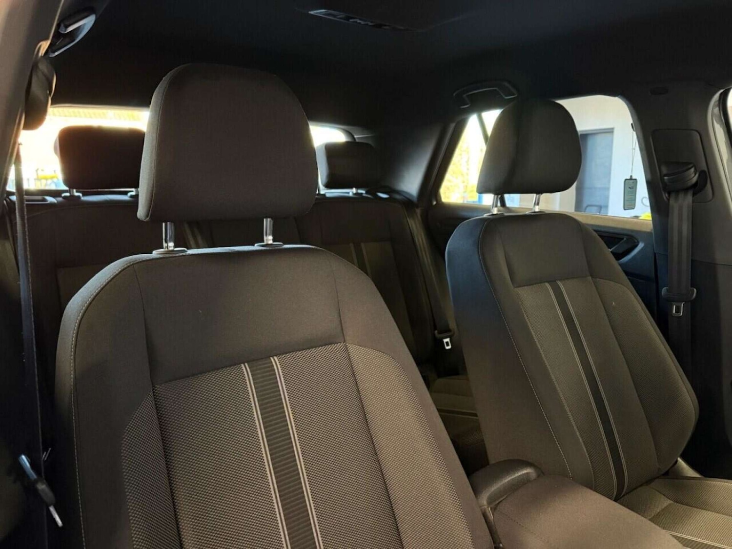 Used Volkswagen T-Roc 2021 for sale - 76761998: Photo 3