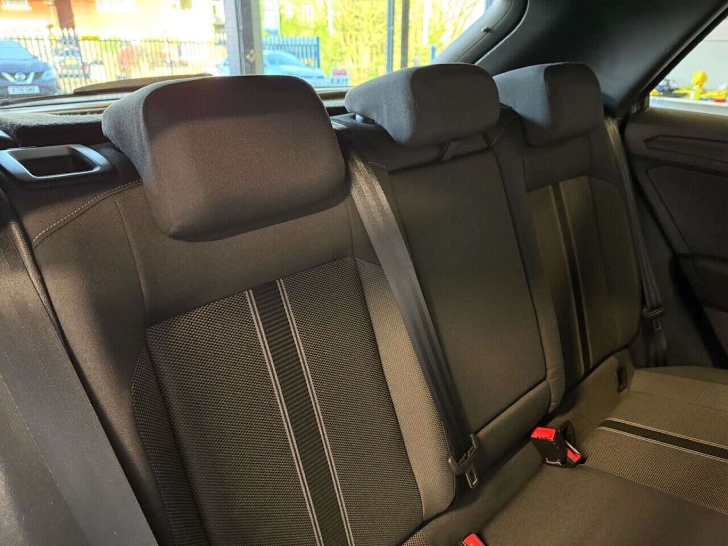 Used Volkswagen T-Roc 2021 for sale - 76761998: Photo 42