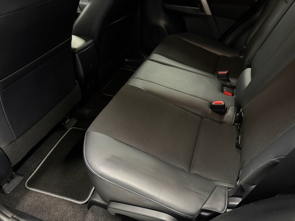 Used Toyota RAV4 2016 for sale - 76640411: Photo 38