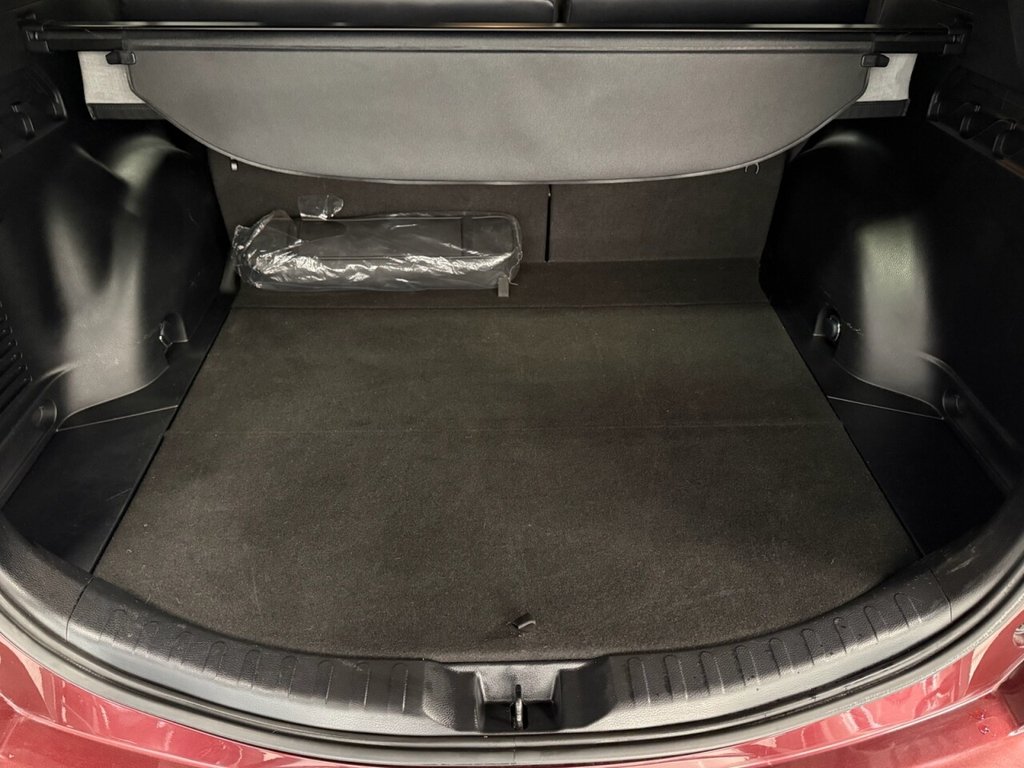 Used Toyota RAV4 2016 for sale - 76640411: Photo 40