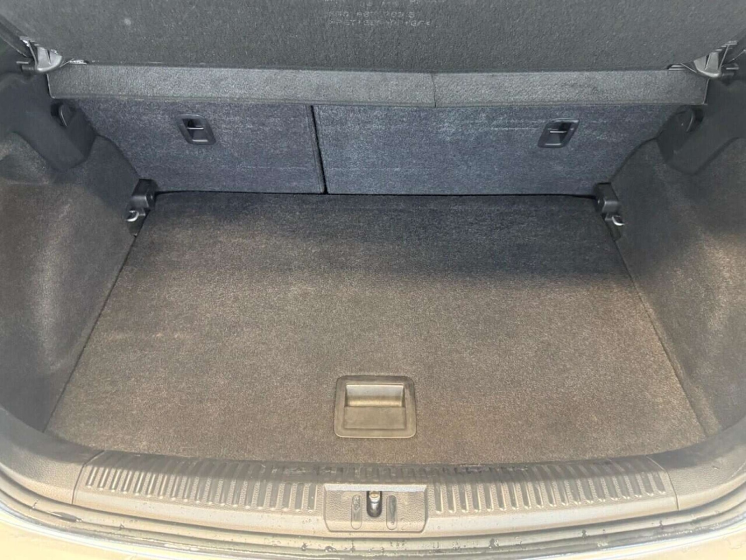 Used Volkswagen Polo 2016 for sale - 76762028: Photo 31