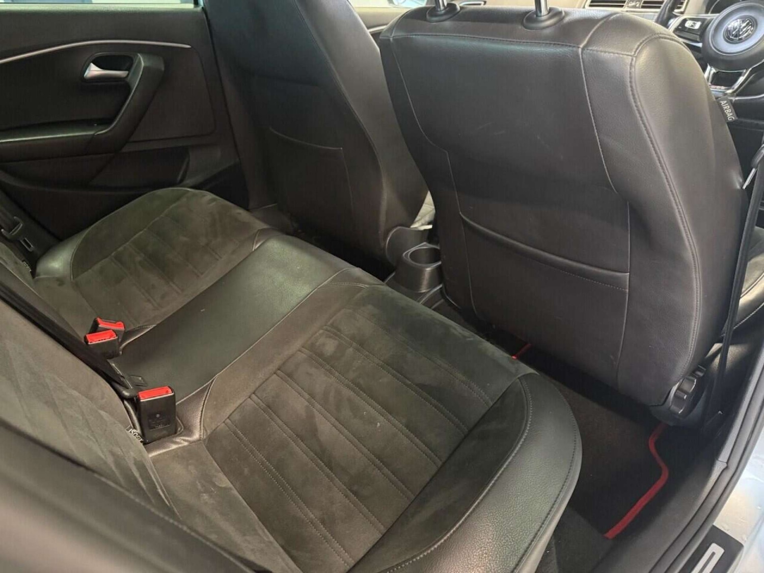 Used Volkswagen Polo 2016 for sale - 76762028: Photo 34