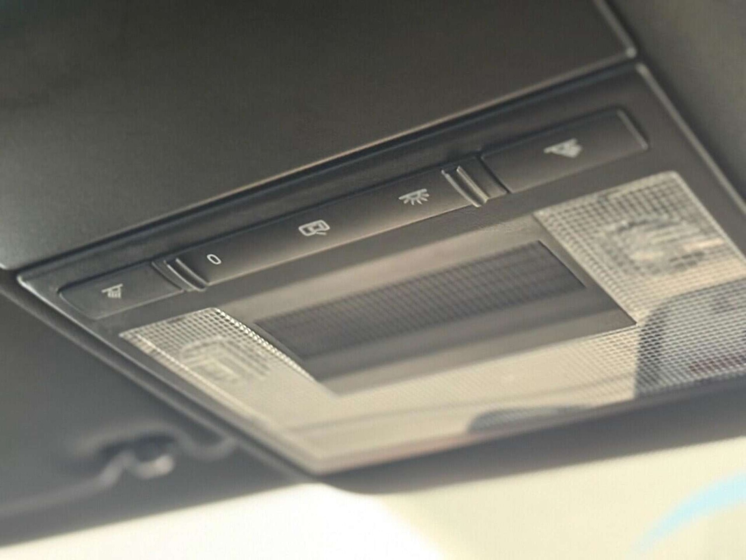 Used Volkswagen Polo 2016 for sale - 76762028: Photo 37