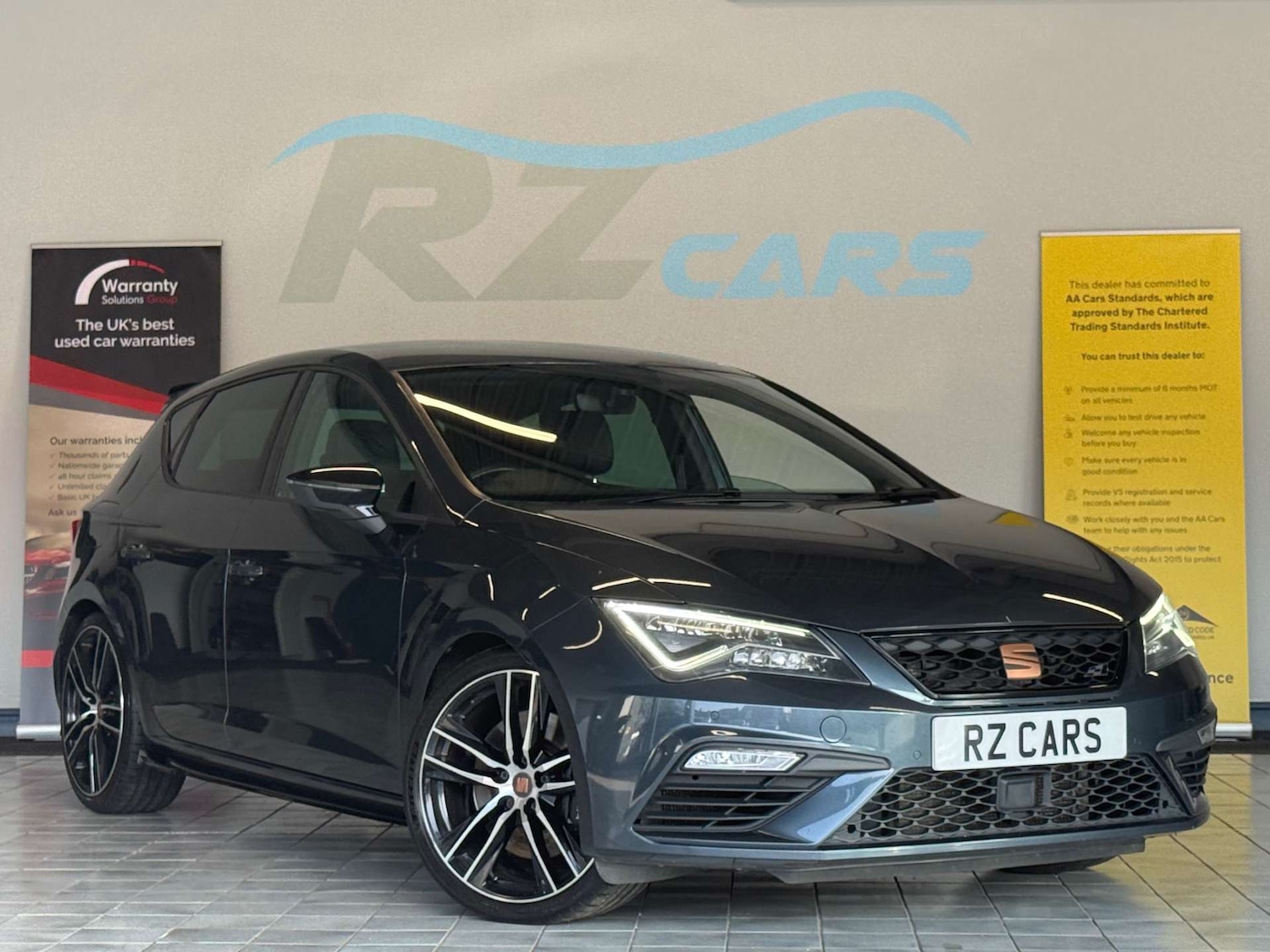Used SEAT Leon 2019 for sale - 78133408: Photo 1