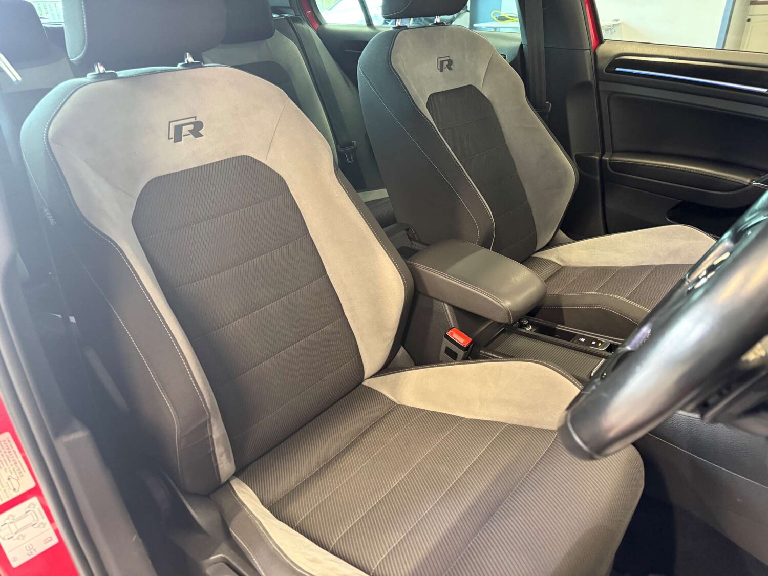 Used Volkswagen Golf 2015 for sale - 77897104: Photo 36