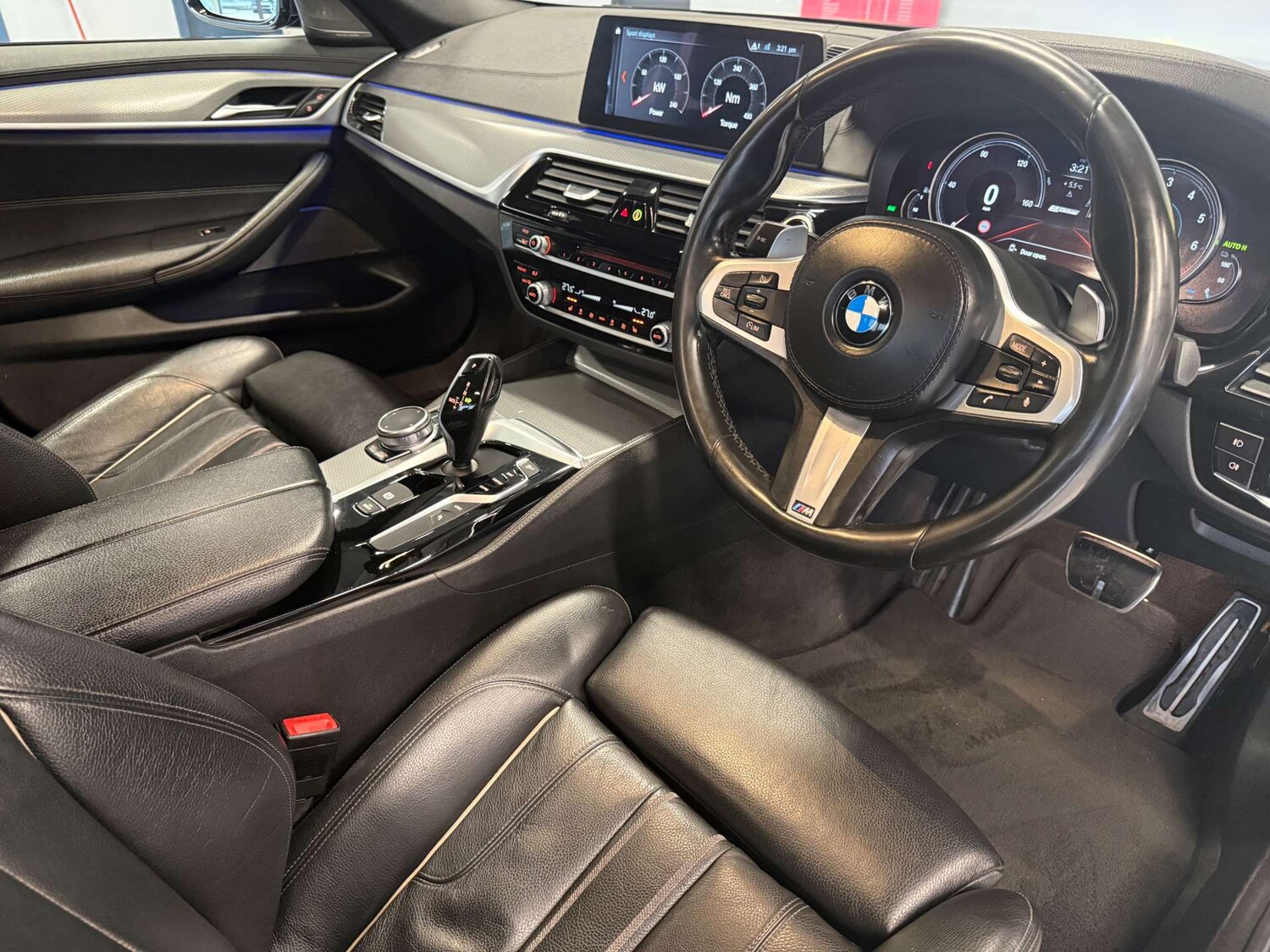 Used BMW 5 Series 2018 for sale - 77845602: Photo 16