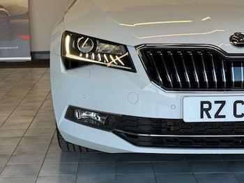 Used Skoda Superb 2016 for sale - 78381424: Photo