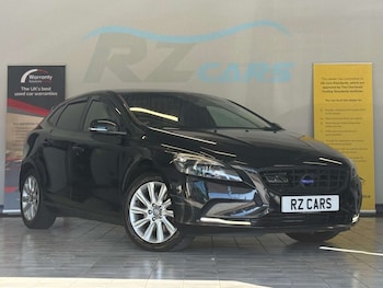 Used Volvo V40 2013 for sale - 78456110: Photo