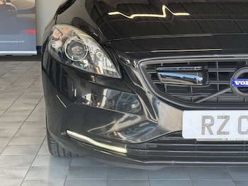 Used Volvo V40 2013 for sale - 78456110: Photo