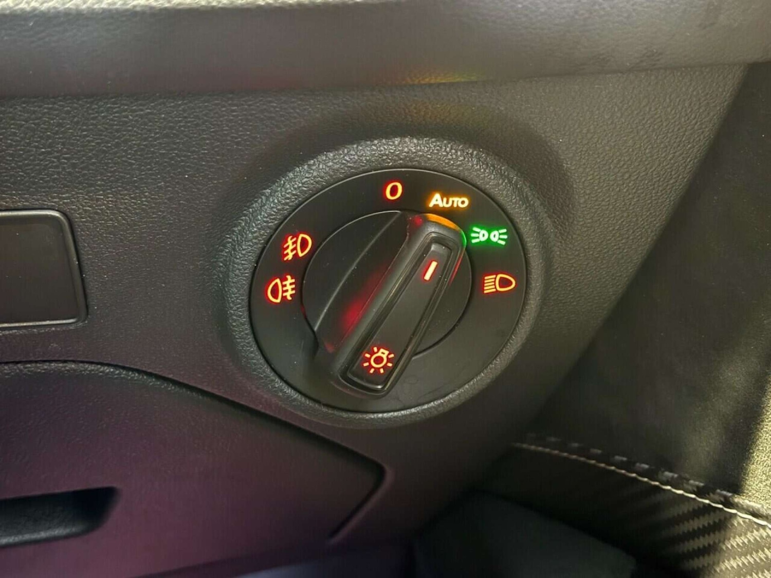 Used SEAT Leon 2019 for sale - 76600981: Photo 18