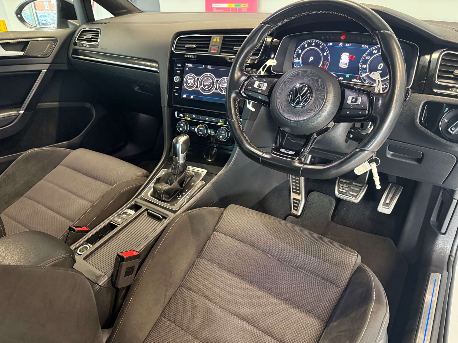 Used Volkswagen Golf 2017 for sale - 77494160: Photo 16