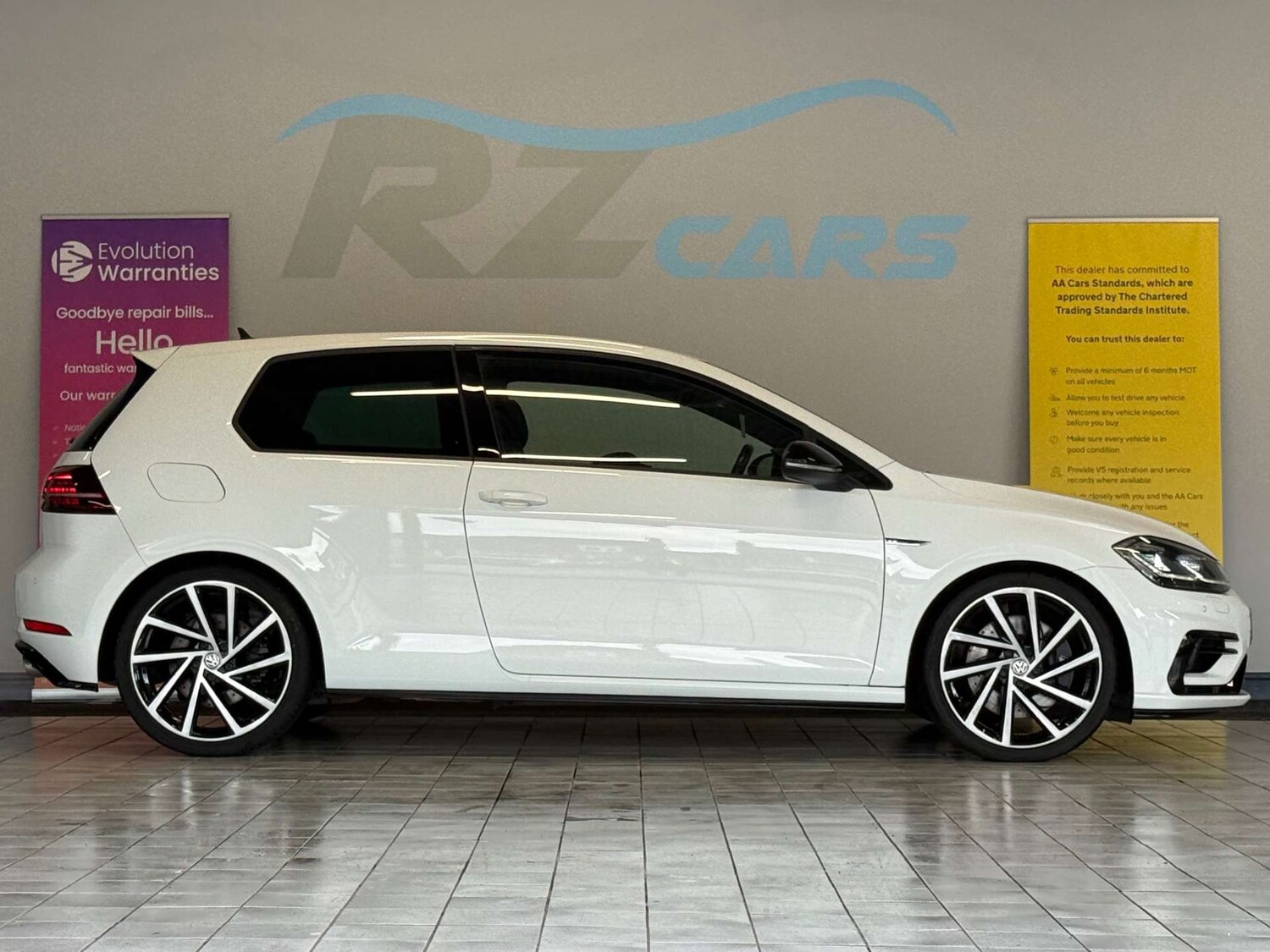 Used Volkswagen Golf 2017 for sale - 77494160: Photo 17